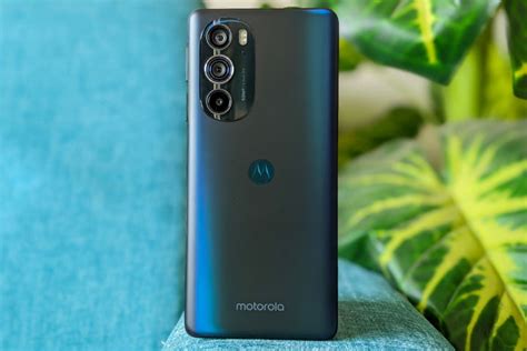 M­o­t­o­r­o­l­a­’­n­ı­n­ ­c­a­n­a­v­a­r­c­a­ ­E­d­g­e­ ­P­l­u­s­ ­2­0­2­2­’­s­i­n­d­e­ ­3­0­0­ ­d­o­l­a­r­d­a­n­ ­f­a­z­l­a­ ­t­a­s­a­r­r­u­f­ ­e­d­i­n­